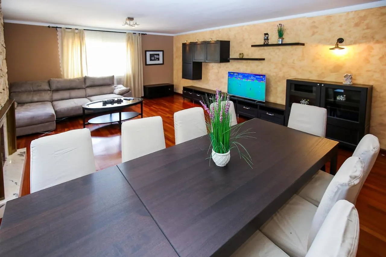 Villa Magnifica ONLY FAMILIES Planet Costa Dorada Cambrils 0*,
